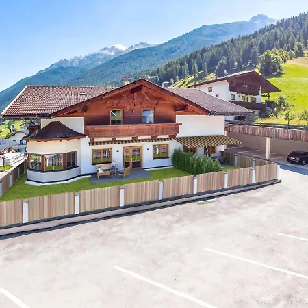 Cosy Apartment In Neustift In The Stubaital Neustift im Stubaital Zewnętrze zdjęcie